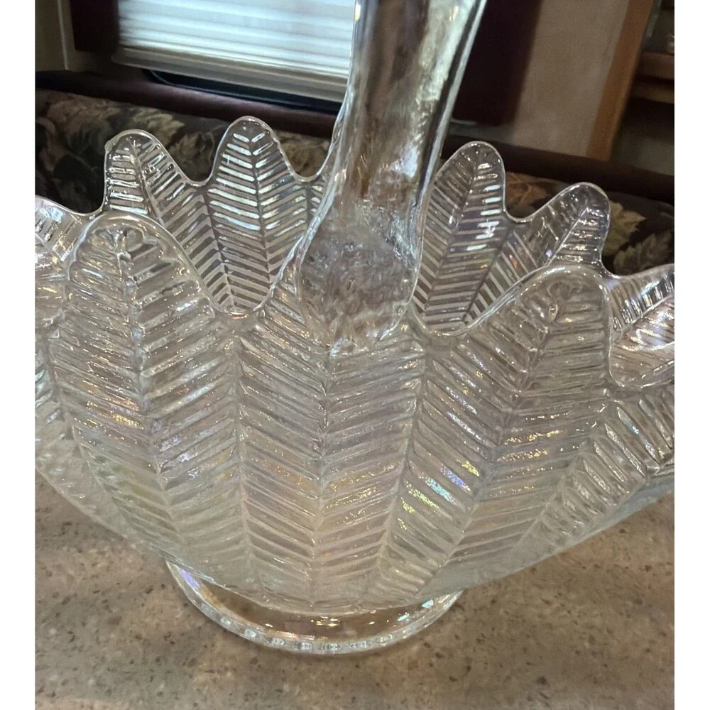 LE Smith Clear Glass Feather Pattern Basket Scalloped Edge Applied Handle. 13.5”